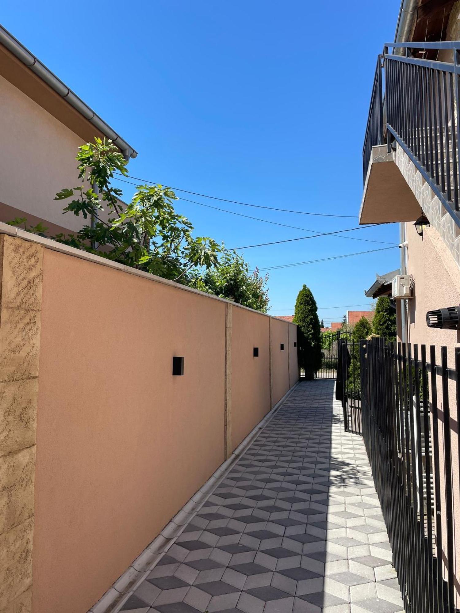 Apartman Diamond Lux Surčin Exteriör bild